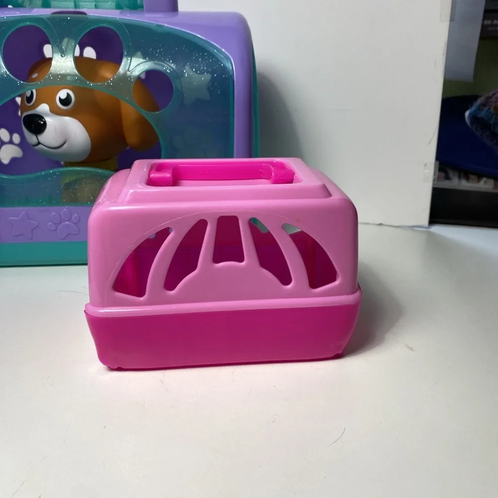 Kid Connection Veterinary Playset Pet Carrier Dog Barks And Works‎